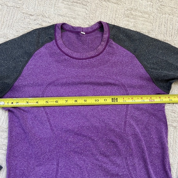 Lululemon Run: Swiftly Tech Long Sleeve Size 8
Tender Violet / Black - Picture 15 of 16